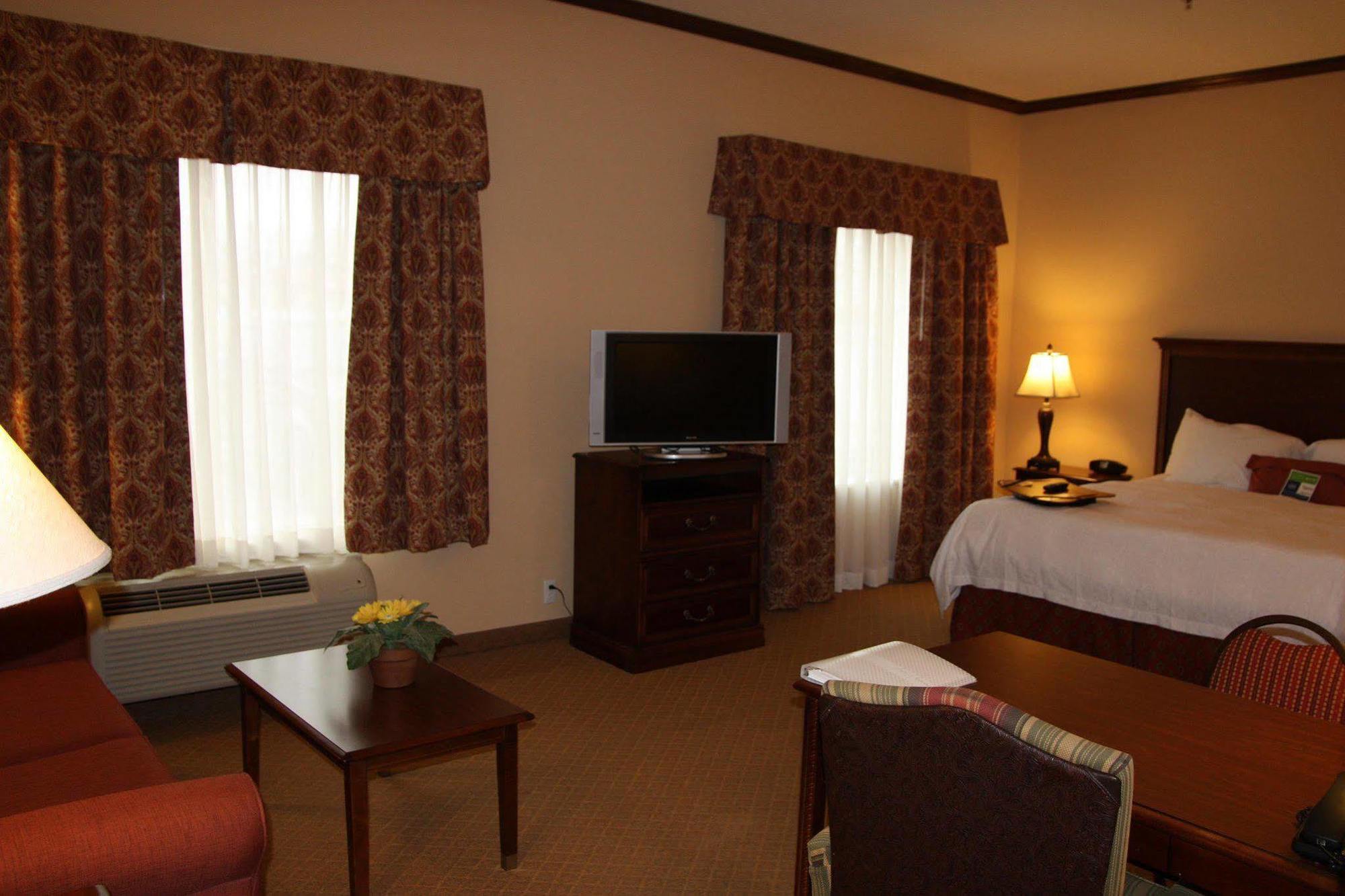 Hampton Inn And Suites Stephenville Room photo